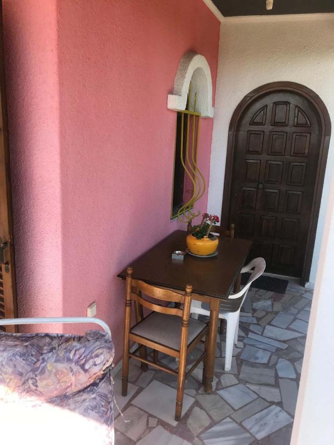 Great First Floor Appartment With View Nea Kallikrateia Экстерьер фото